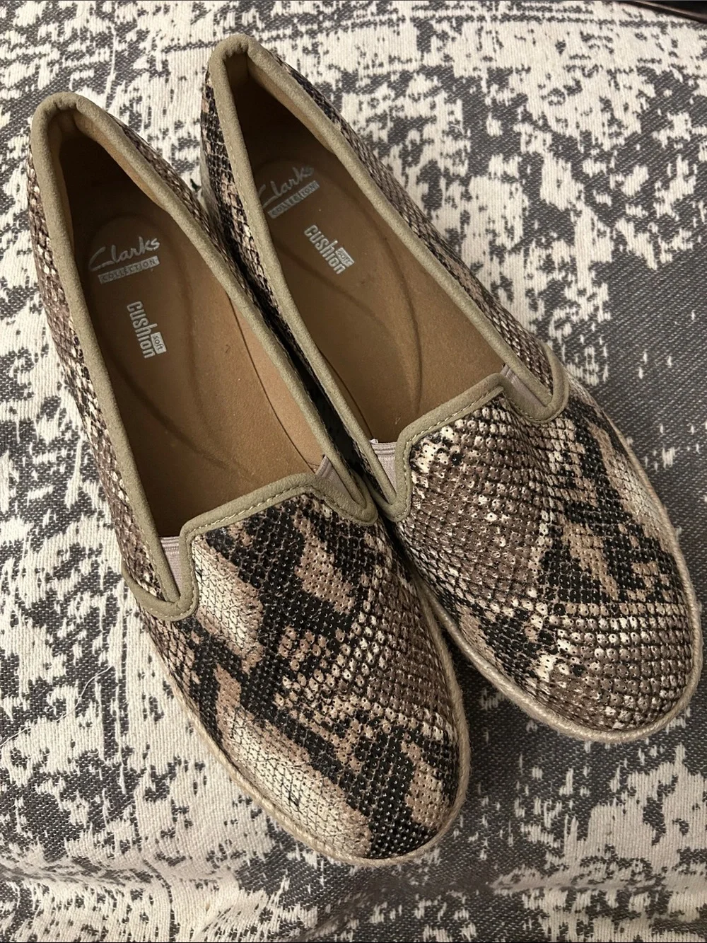 Clarks stylish slip